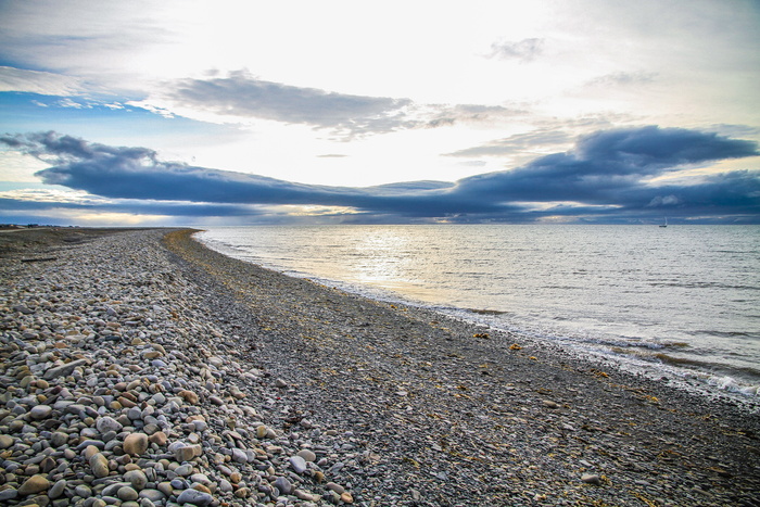 longyearbyen露营，斯瓦尔巴特和扬马延，longyearbyen，cloud，north，斯瓦尔巴特，蓝天，岩石海岸