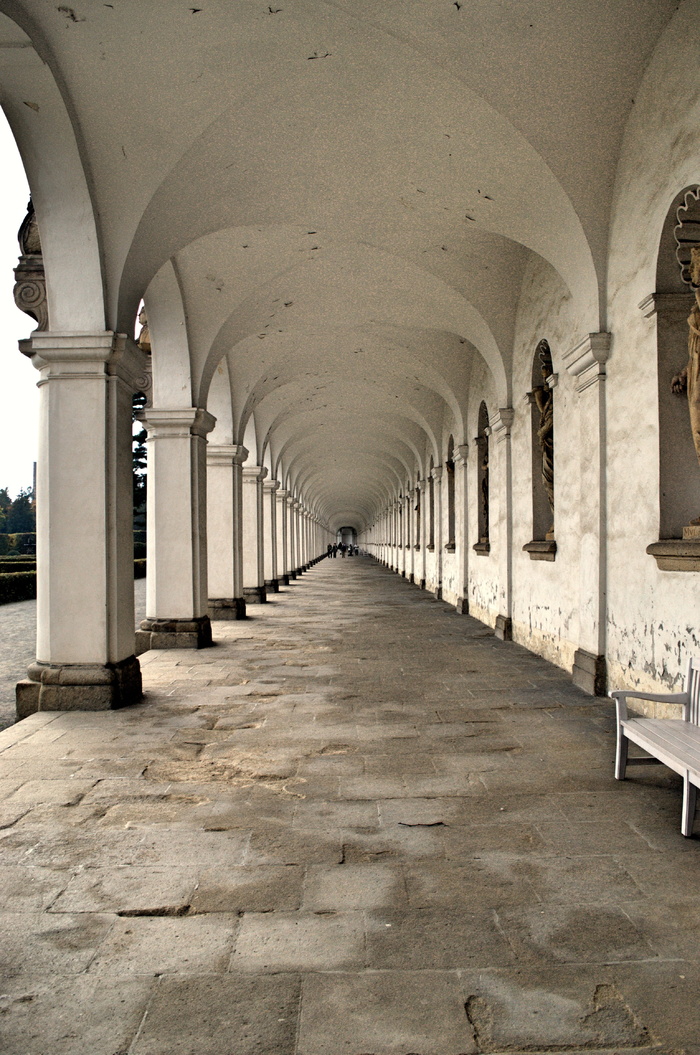 kroměříž，花园，公园，连拱廊，拱门，建筑，建筑柱，建筑结构