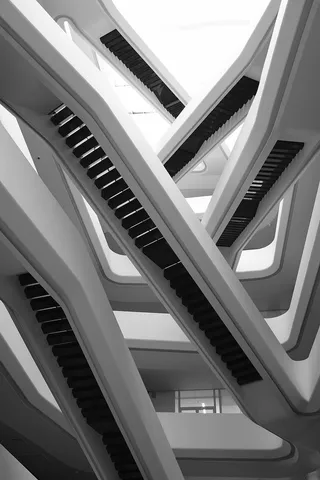 俄罗斯、莫斯科、未来主义、白色、纵向、文案空间、线条