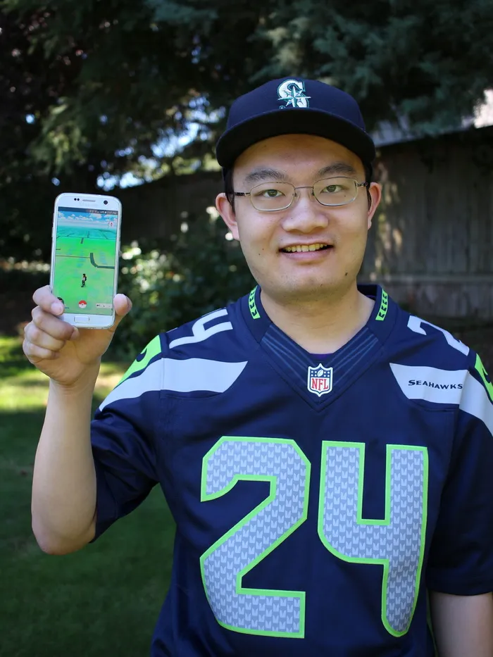 男，手持，手机，口袋妖怪，go，应用程序，running，pokemon go