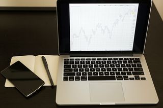 macbook、pro、table、Turn、Side、钢笔、智能手机、图表