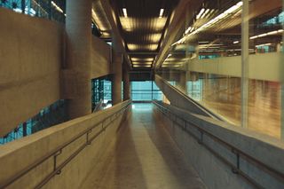 建筑物之间的通道