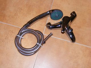 浴缸、黄铜、铬、杠杆、混合器、安装、电镀、单