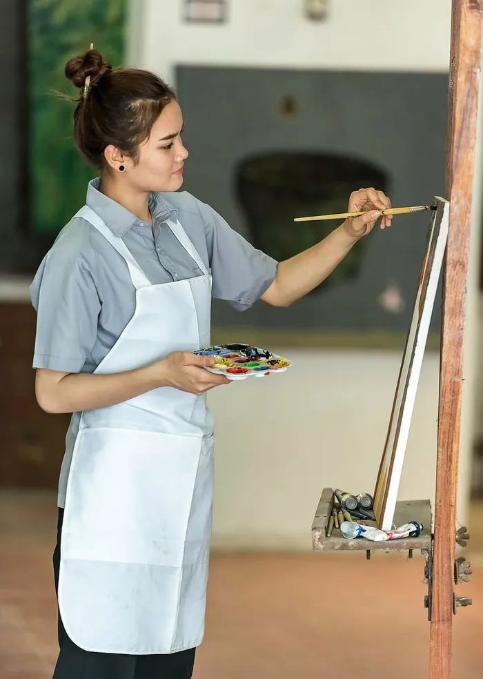 女性绘画、艺术家、艺术、艺术作品、亚洲、画笔、画布、非官方