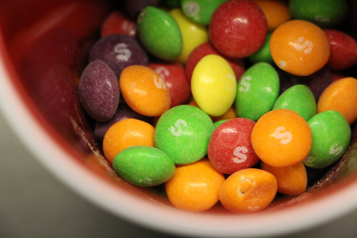 smarties，糖果，彩色，巧克力扁豆，食品和饮料，食品，多色，水果