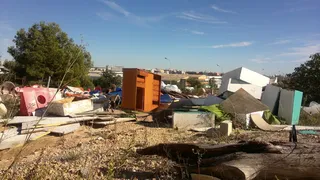 非法倾倒、废弃、污染、废物、城市固体废物、环境、自然、天空