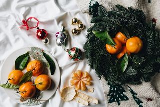 带叶柑桔的静物画