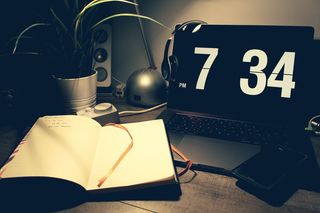 下午7:34的数字时钟