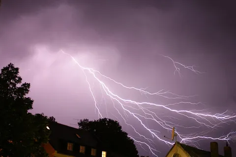 雷雨,夜晚,尔丁,天空,闪电,天气,闪电,自然 雷雨,夜晚,尔丁,天空,闪电,天气,闪电,自然