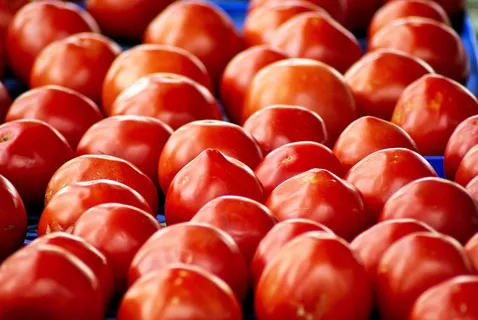 小石城市场的西红柿、西红柿、红色、食品、蔬菜、新鲜、健康、成熟