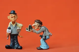 摄影师和记者、记者、记者、摄影师、新闻、头条、新闻、杂志