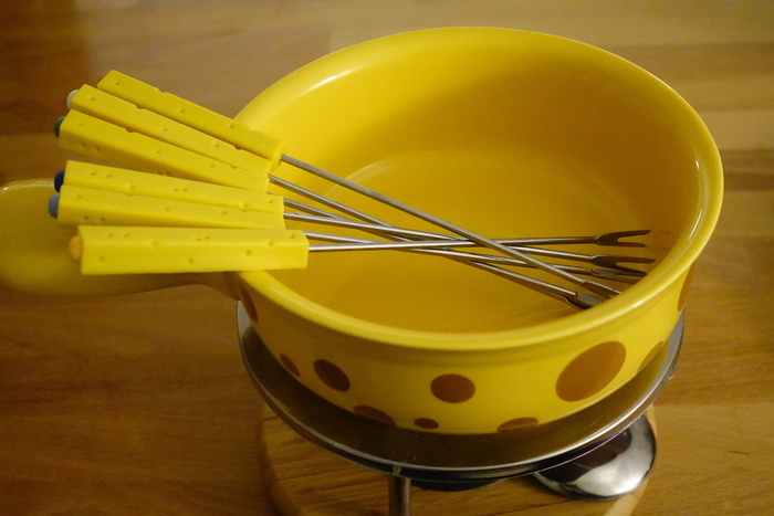 käsefondüpot，fondütopf，pot，黄色，陶瓷，食品，室内，厨房用具