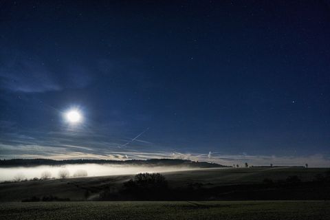 月亮,满月,雾,月光,天空,云羽,雾,心情 月亮,满月,雾,月光,天空,云羽,雾,心情