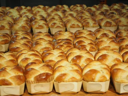 hefekranz，复活节辫子，vteig，蛋糕，辫子，butterzopf，savarin，面团