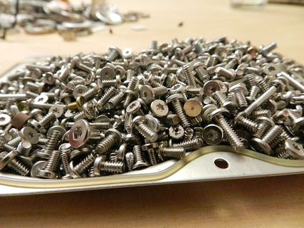 电气工程，螺丝，硬盘，细节，精密度，内梅花，螺纹，工艺