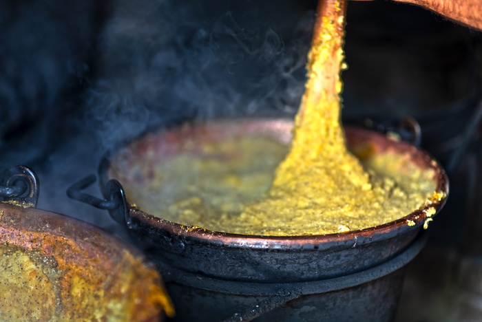 瑞士、佩奇亚、瑞士、polenta、食品、洞穴、提契诺、厨房用具
