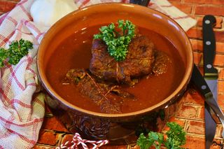 圆形、棕色、陶瓷、碗、吃、餐、肉酱、牛肉酱