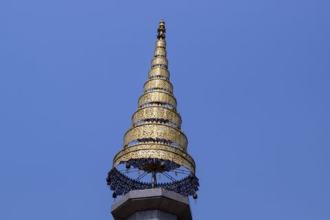 pinnacle，gold pinnacle，ChaingMai，泰国，建筑，建筑结构，低角度视图，建筑外观