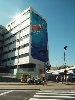 街道上人们的照片