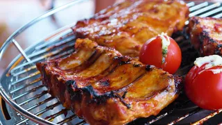 烤肉，牛腩，烤肉，排骨，烧烤，烤肉，剥皮排骨，肉