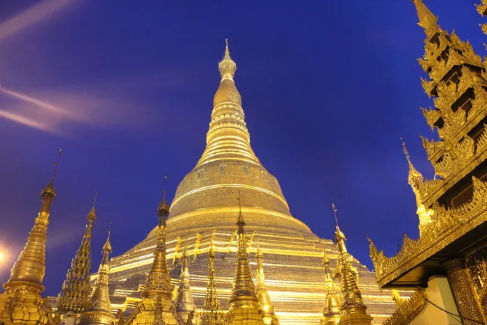 金塔Shwe Dagon