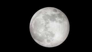 灰色满月、月亮、太阳、太空、天文学、天体、夜晚、行星-太空