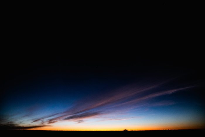 黄金时段，自然，户外，天空，夜晚，日落，太空，外太空