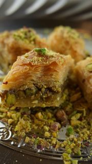 baklava糕点，东方厨房，甜点，食品和饮料，食品，即食，新鲜度，室内