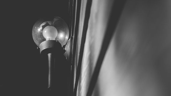 美国，superior，ideas，公寓，木材，黑白，灯泡，黑色