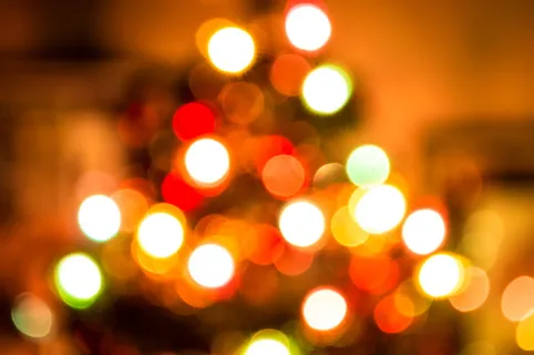 散景摄影中灯光的失焦照片