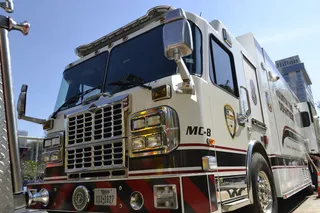 白色、mc8、mc 8拖车、蓝色、天空、休斯顿消防局、消防车、白色消防车