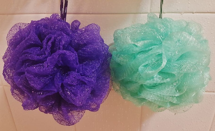 淋浴海绵，浅黄色泡芙，淋浴，淋浴，卫生，沐浴，肥皂，浴室