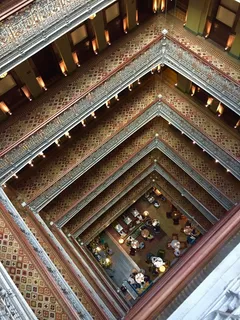 楼梯间、透视图、建筑、建筑、扶手、钢、设计、栏杆 楼梯间、透视图、建筑、建筑、扶手、钢、设计、栏杆