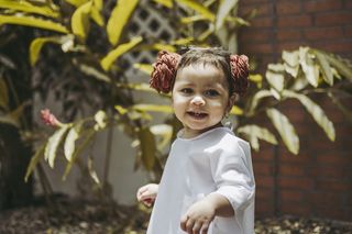 女孩的选择性焦点摄影