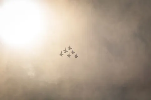 天空,云,太阳,飞机,喷气机,战斗机,空军,飞行 天空,云,太阳,飞机,喷气机,战斗机,空军,飞行