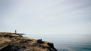 悬崖，海岸，海洋，人，海，水，岩石，岩石-物体