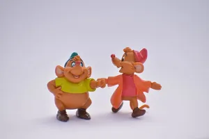 胖瘦，友谊，2只老鼠，快乐，展示，工作室拍摄，童年，全长