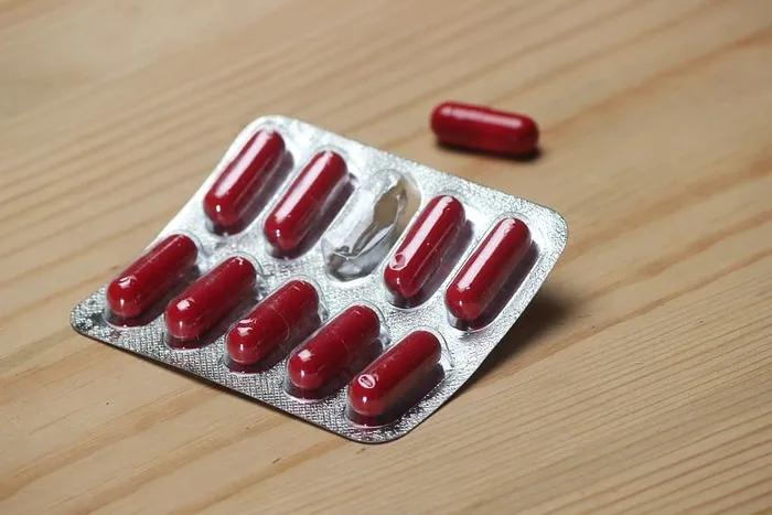 红色、胶囊、药物、保健、健康生活方式、药房、抗生素、医疗