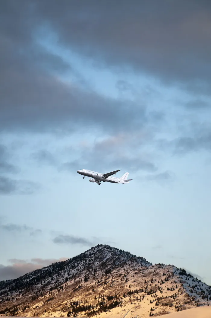 飞机，山地，巴特，机场，飞机起飞，飞行，冬天，飞行器