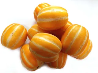 橙色南瓜水果，甜瓜，水果，食品，食品和饮料，健康饮食，切出，白色背景