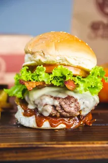 肉饼生菜汉堡 肉饼生菜汉堡
