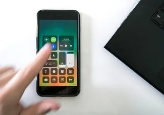 巴西，诺沃汉堡，科技，人手，手，，屏幕，号码