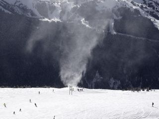 鸟瞰，雪山，雪，龙卷风，哨声，冬天，雪龙卷风