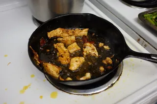 加拿大、温哥华、鸡肉、烹饪、社区、食品、厨房用具、食品和饮料