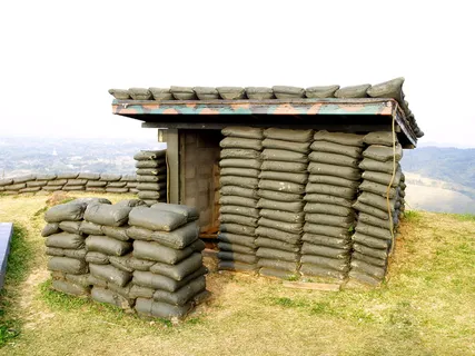 草、建筑、军事、混凝土、战斗、掩体、防护、麻袋 草、建筑、军事、混凝土、战斗、掩体、防护、麻袋
