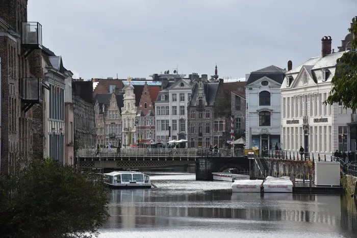 gent，channel，比利时，river，building，tourism，city，flanders