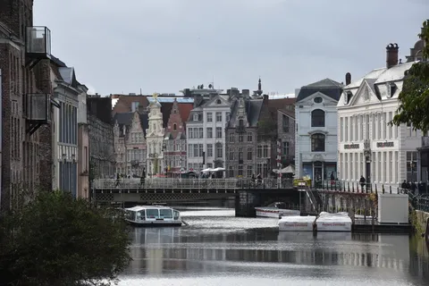 gent,channel,比利时,river,building,tourism,city,flanders gent,channel,比利时,river,building,tourism,city,flanders