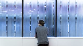 人，人，建筑，模糊，成人，玻璃制品，室内，室内