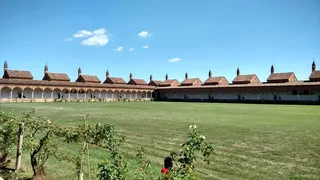 帕维亚, 黄绿色, 住宿僧侣, 体系结构, 建筑结构, 天空, 建筑外观, 旅游目的地