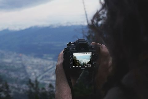 相机，数码单反，手，摄影师，摄影，拍照，摄影主题，技术